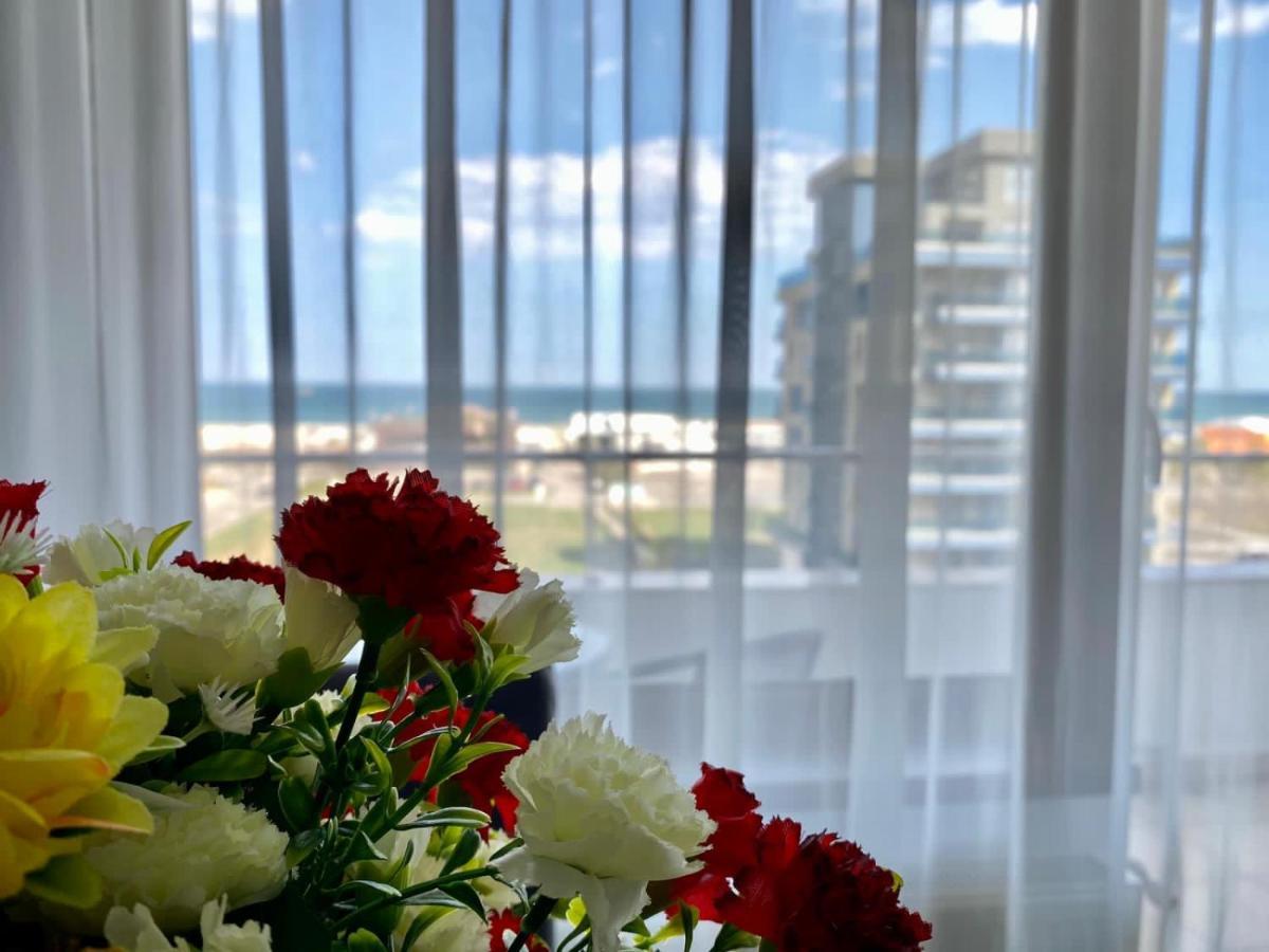 Apartament Summerland Mamaia Nord Экстерьер фото