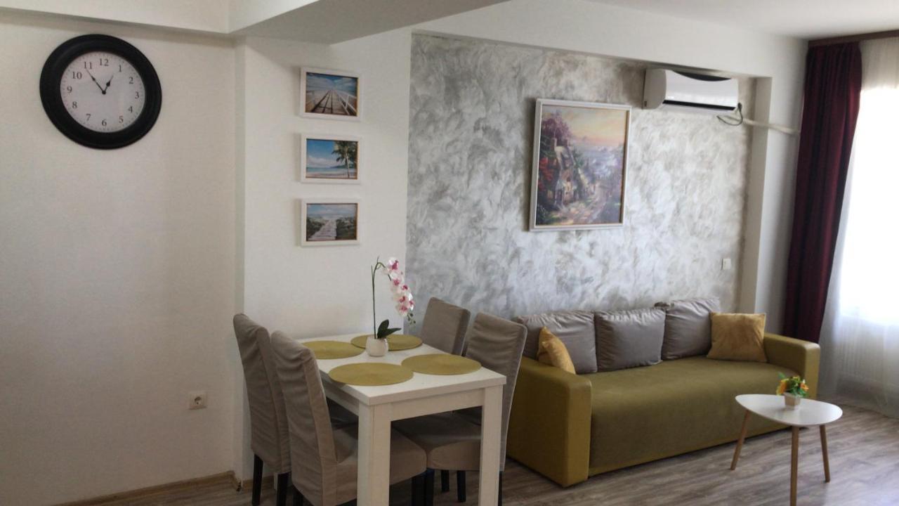 Apartament Summerland Mamaia Nord Экстерьер фото
