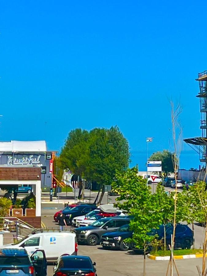 Apartament Summerland Mamaia Nord Экстерьер фото